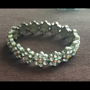 Beautiful iridescent flower bracelet